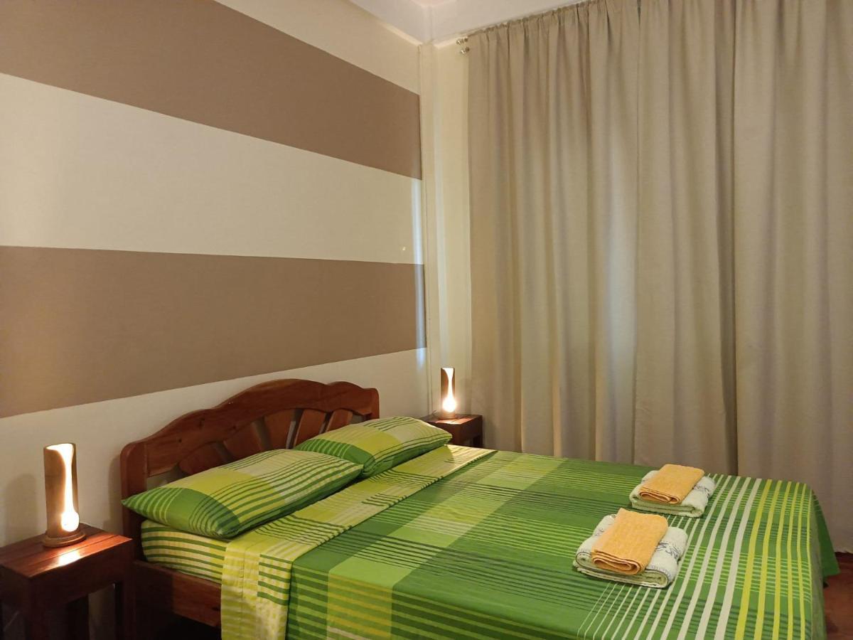 Villa Skanderbeg Guest House Puerto Princesa Exterior photo