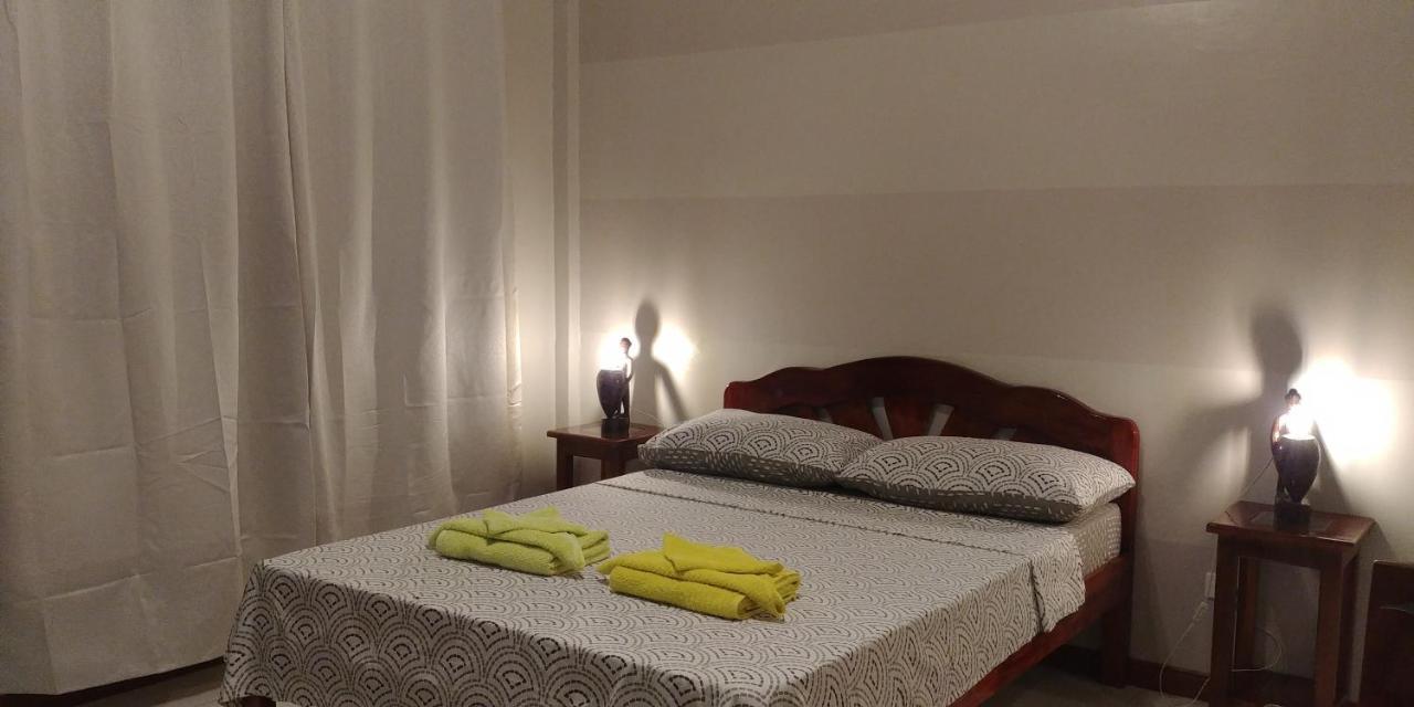 Villa Skanderbeg Guest House Puerto Princesa Room photo